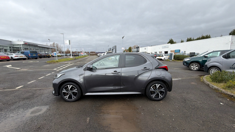 Toyota Yaris 1.5 Hybrid Design 5dr CVT Hybrid Hatchback